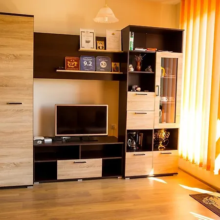 за гости дденко Бургас